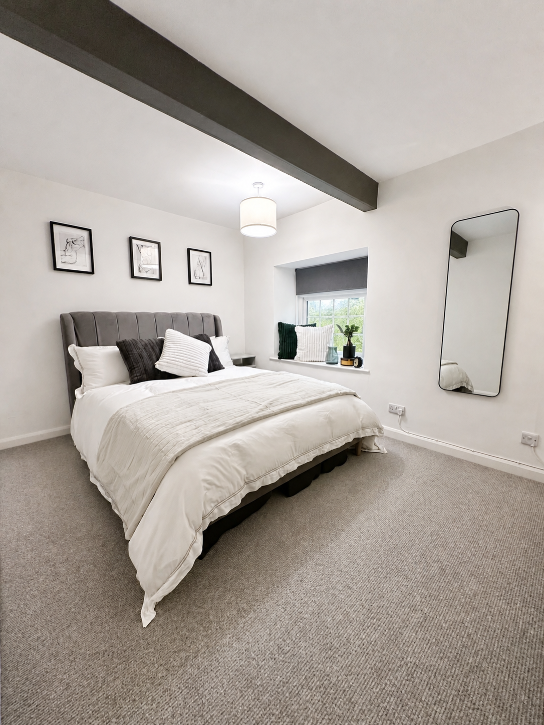 White Cottage — view 2 of 13